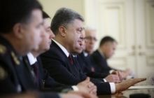 Порошенко уверяет, что децентрализация приблизит власть к украинцам "на расстояние вытянутой руки"