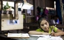 Ученые создали светильник, который работает от энергии комнатных растений (фото)
