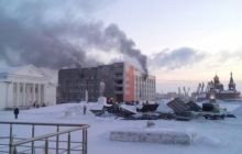 Через незгоду щодо "житлового питання" красноярський пенсіонер підпалив міськадміністрацію, є жертви