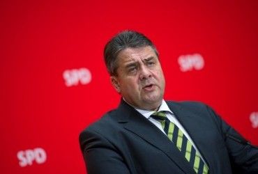 Колишній віце-канцлер Німеччини закликав розтрощити РФ, як і СРСР, - Bild