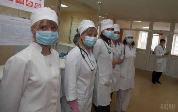 зарплата семейных врачей в Украине в 2019 году составляет от 15 до 25 тыс. грн. \ Фото УНИАН