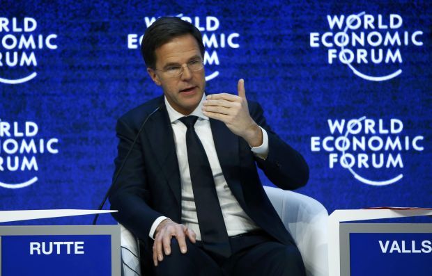 Рютте считает майловым предоставление Украине статуса кандидата на вступление в ЕС / REUTERS