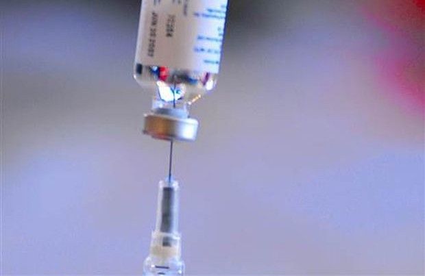 Проект показал, что спрос на вакцинацию вне лечебных учреждений есть \ фото REUTERS