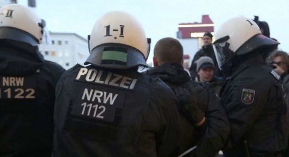 Cologne Gangs Attack Foreigners Unian 
