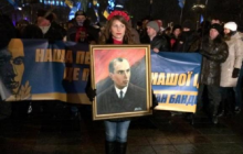 Walking with torches: Ukraine marks nationalist leader Bandera's birth anniversary