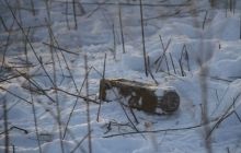 Bomb squad finds Russian anti-tank cluster mine in eastern Ukraine (photo)