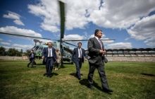 Итоги в виде снимков: Порошенко показал свои лучшие фото за 2015 год