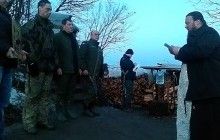 Військовий капелан УПЦ з ранку до вечора молився з воїнами АТО за мир і припинення кровопролиття