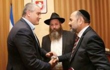 Israeli lawmaker meets with head of Crimea puppet regime - media
