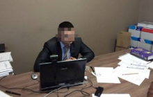 На Прикарпатті затримали на хабарі заступника керівника місцевої прокуратури