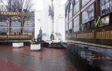 В Хмельницком неизвестные разгромили венки возле мемориала памяти Небесной Сотни и погибших воинов АТО (фото)