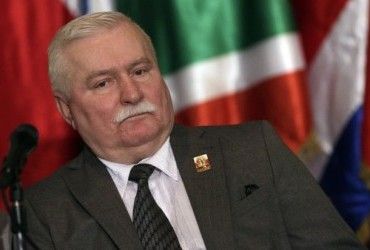 Лех Валенса закликав розпустити ЄС і створити новий, але без Польщі та Угорщини