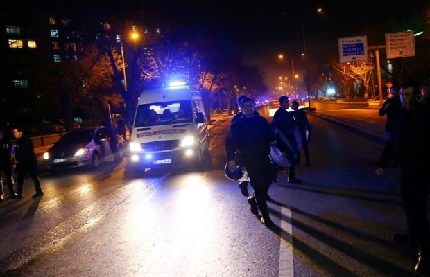 Взрыв в столице Турции: 28 жертв, более 60 раненых. ФОТО
