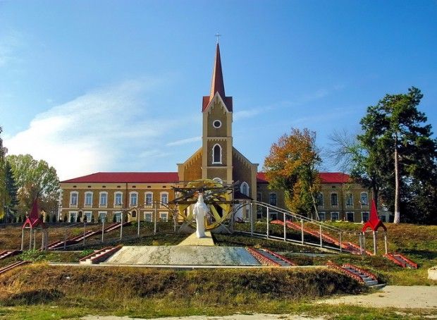 чортков чертков церковь непорочного зачатия / andy-travel.com.ua чортков чертков церковь непорочного зачатия / andy-travel.com.ua