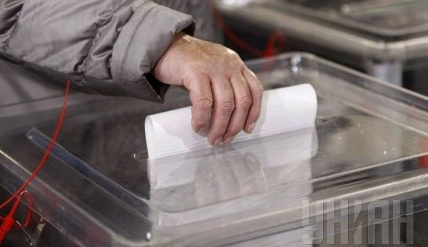 Порядок партий в бюллетене определяли жеребьевкой / фото УНИАН Порядок партий в бюллетене определяли жеребьевкой / фото УНИАН