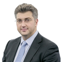  "Процесс трансформации в Украине происходит в агрессивной среде, где Украина является жертвой агрессии"