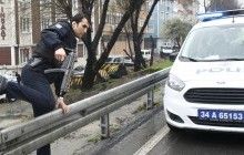 На востоке Турции около общежития взорвали автомобиль, есть погибшие и раненые