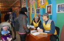 Переселенцы в Славянском районе получили помощь от "мобильных" волонтеров