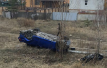 В Киеве 25-летний водитель "Лексуса" влетел в остановку, сбив насмерть мужчину