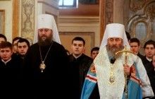Предстоятель УПЦ вшанував пам'ять Тараса Шевченка і відправив заупокійну літію (фото, відео)