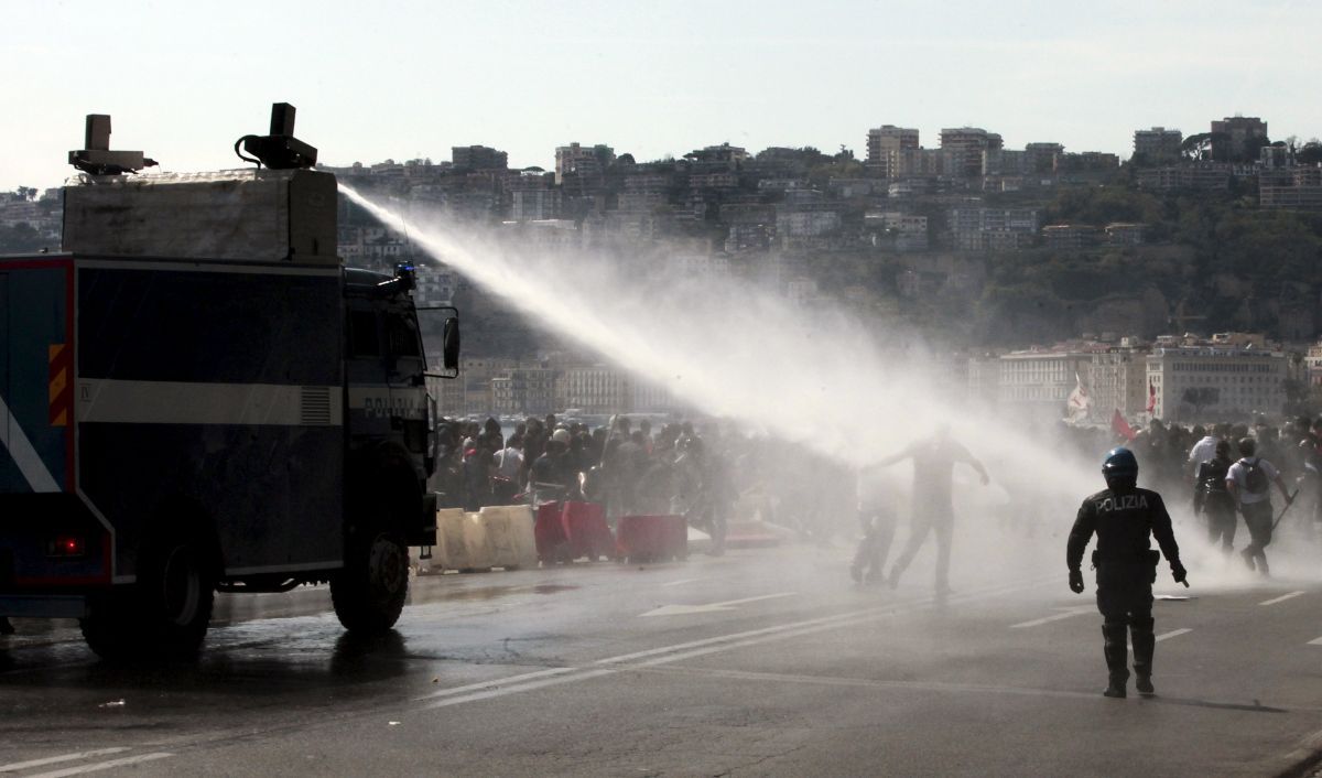 REUTERS REUTERS