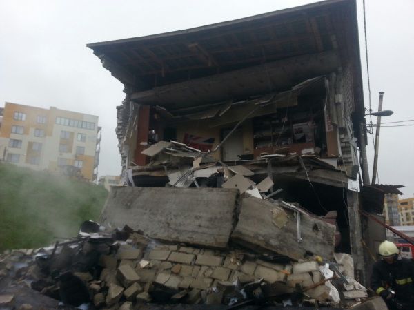 взрыв, гараж, Киев / kyiv.mns.gov.ua