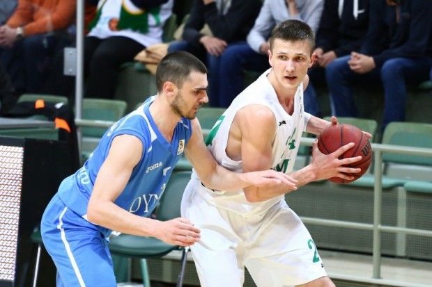 Чемпіонат ФБУ: южненський 'Хімік' зрівняв рахунок у фінальній серії з київським 'Динамо'
Чемпіонат ФБУ: южненський 'Хімік' зрівняв рахунок у фінальній серії з київським 'Динамо'