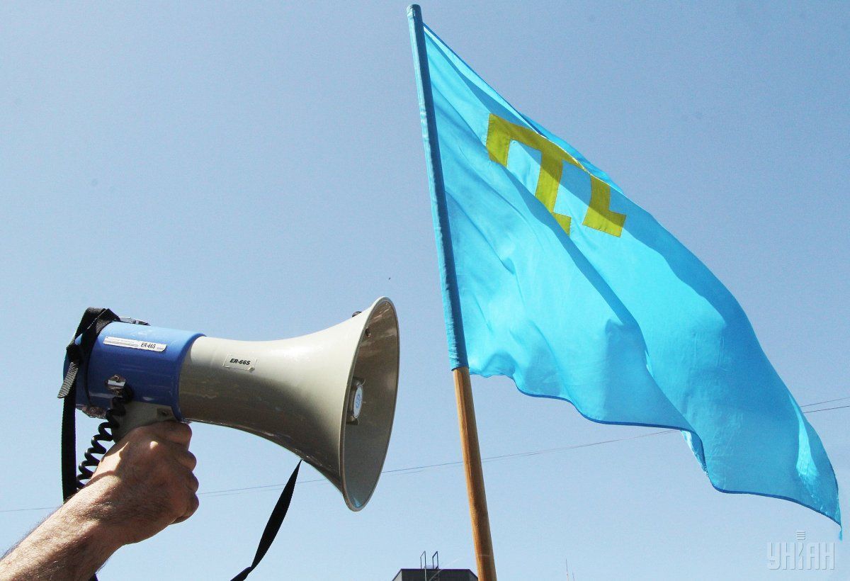 Крымские татары таким образом "троллят" оккупантов / фото УНИАН