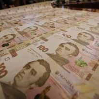Гривня в октябре подешевела к доллару на 1,3% - Нацбанк назвал причины