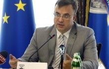 Севрук заявляет, что остается и.о. генпрокурора на законных основаниях