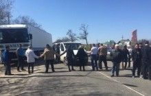 На Полтавщині люди перекрили трасу Київ-Харків через будівництво пестицидного заводу