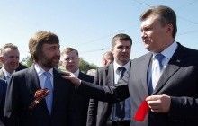 Порошенко может пересмотреть решение Януковича по гражданству Новинского - Парасюк