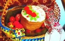 Єрусалимському Патріарху Феофілу офіційна делегація УПЦ подарувала великодній кошик українця