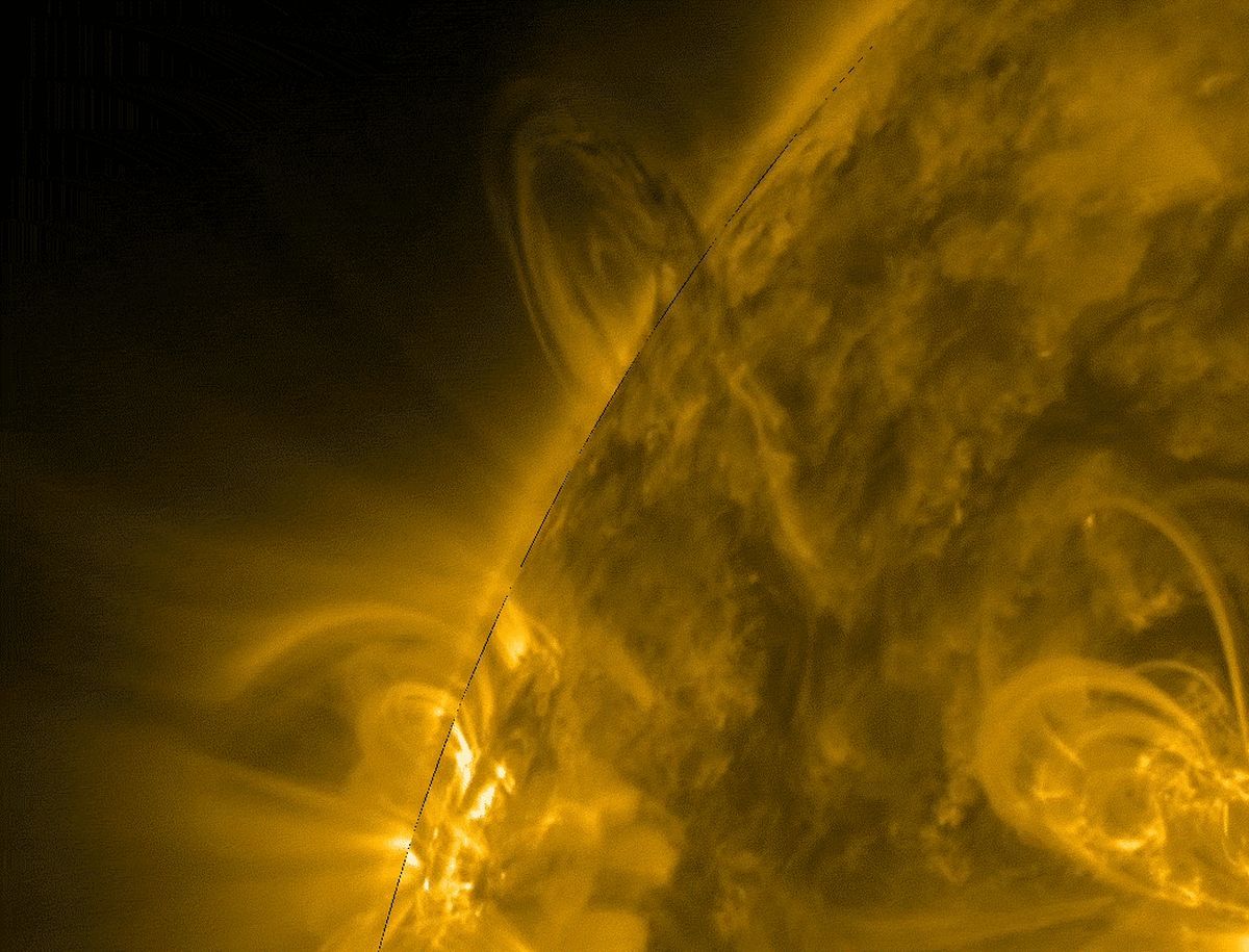 Розкрита важлива загадка: вчені пояснили, чому атмосфера Сонця гарячіша за його поверхню Розкрита важлива загадка: вчені пояснили, чому атмосфера Сонця гарячіша за його поверхню