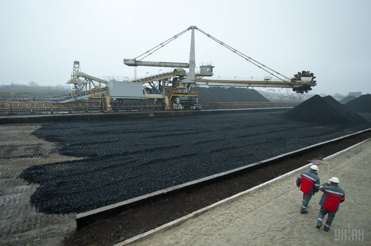 Еще одной причиной роста долгов за электроэнергию стала отмена дотаций угольному сектору / Фото УНИАН