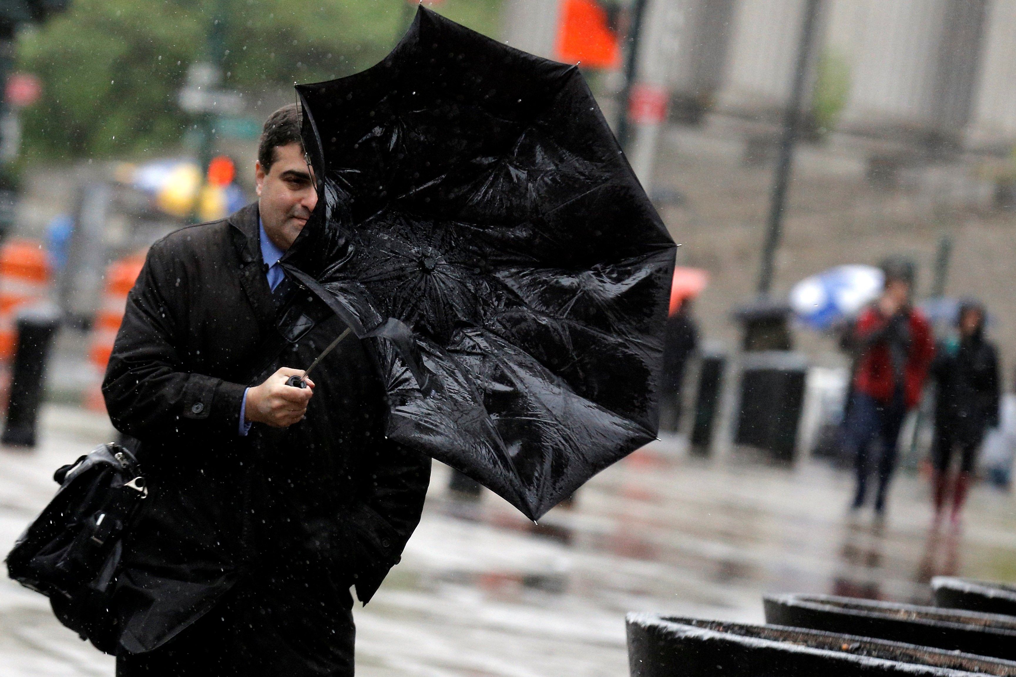 В Україні очікується різке погіршення погоди / фото REUTERS В Україні очікується різке погіршення погоди / фото REUTERS
