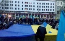У центрі Одеси сотні людей зібралися на віче пам'яті українських патріотів (фото)