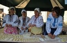 На Тернопільщині на фестивалі приготували майже 6 тисяч вареників