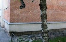 У Полтаві вандали розбили три меморіальні дошки учасникам АТО