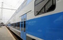 "Укрзализныця" обещает в ближайшее время "вывести из кустов" двухэтажный поезд Skoda