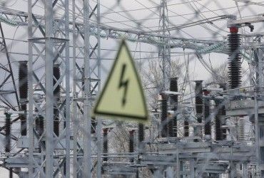 Україна збільшила імпорт електроенергії з Росії та Білорусі