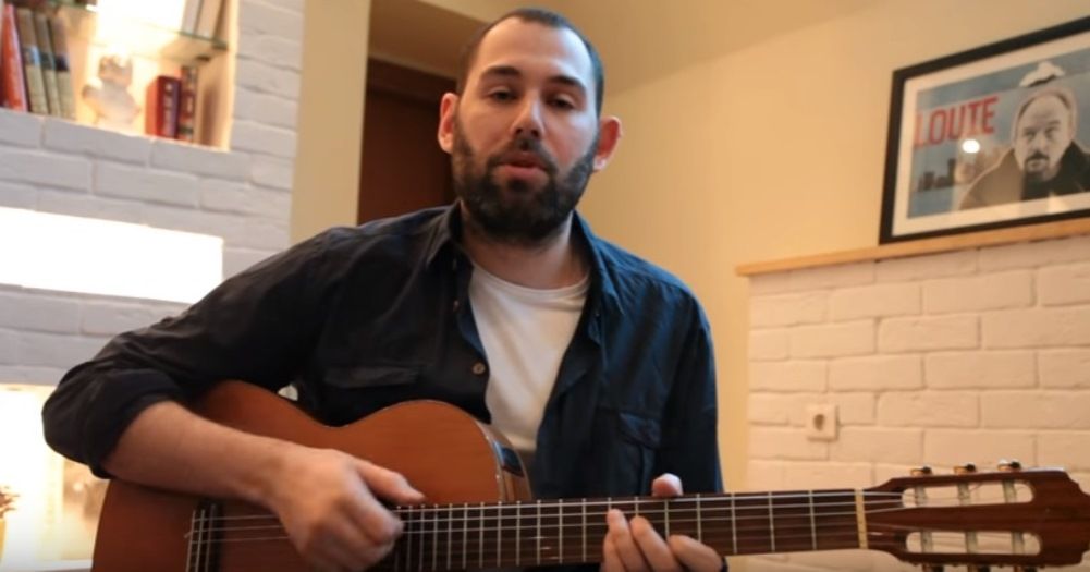 Кадр из видео на канале Слепакова в YouTube Кадр из видео на канале Слепакова в YouTube