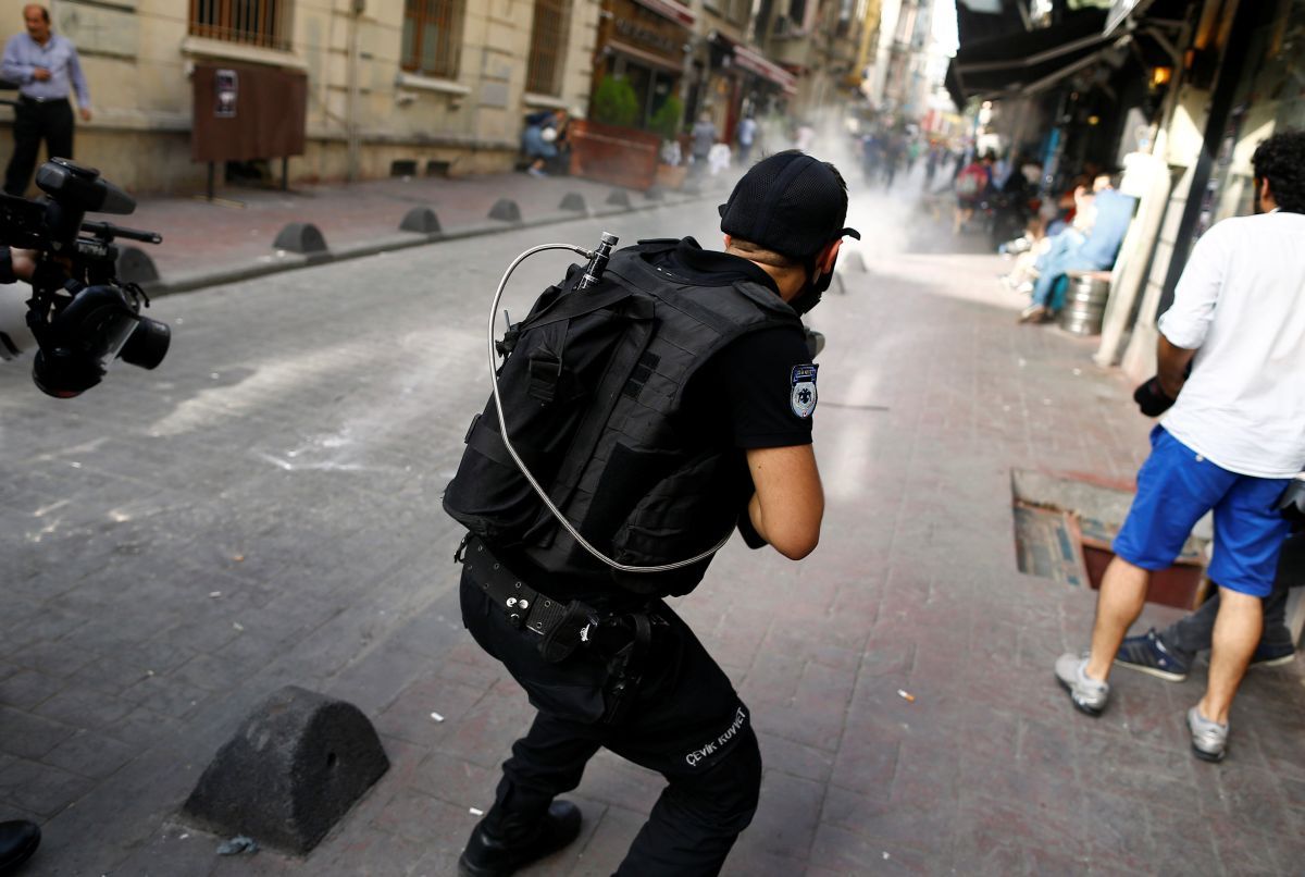 REUTERS REUTERS