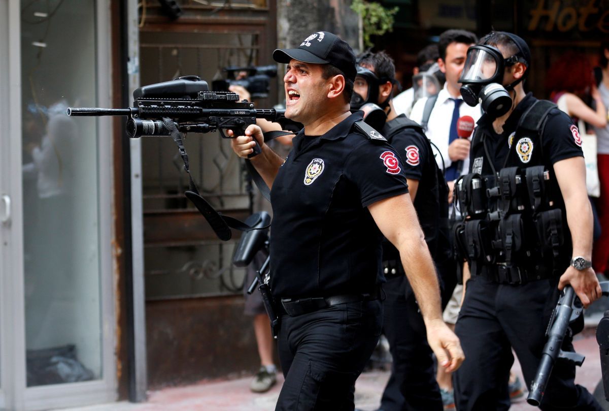 REUTERS REUTERS
