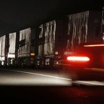 Во Львове водитель грузовика переехал двух пешеходов и скрылся