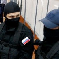 Нашли самодельный пистолет и наркотики: в Крыму задержали украинца
