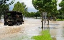 В США военный грузовик упал в реку, погибли 5 солдат