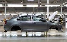 Bloomberg: Автомобілі скоро стануть набагато дорожчими