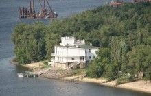 Киевсовет хочет отдать "азаровцам" полгектара земли на Трухановом острове (фото, видео)