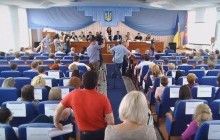 Сюмар в Лисичанську нагородила грамотами телеканал "Акцент", який агітував за Мозгового і війну з "фашистами" (відео)